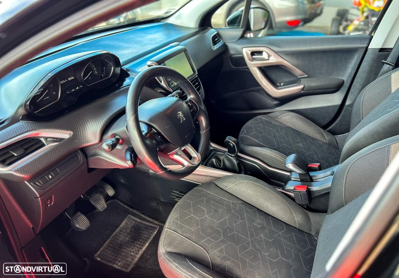 Peugeot 2008 1.4 HDi Allure - 12