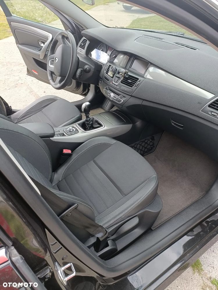 Renault Laguna 2.0 dCi Bose Edition - 12