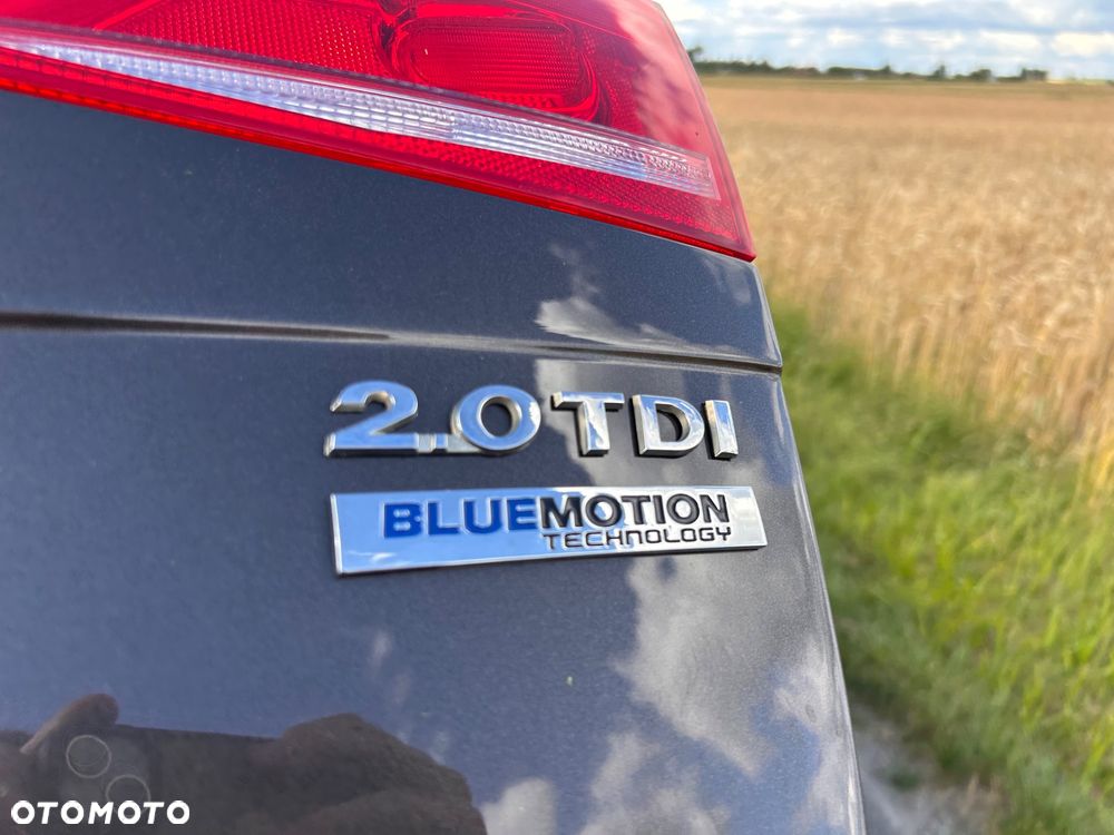 Volkswagen Passat 2.0 TDI DPF DSG Comfortline - 10