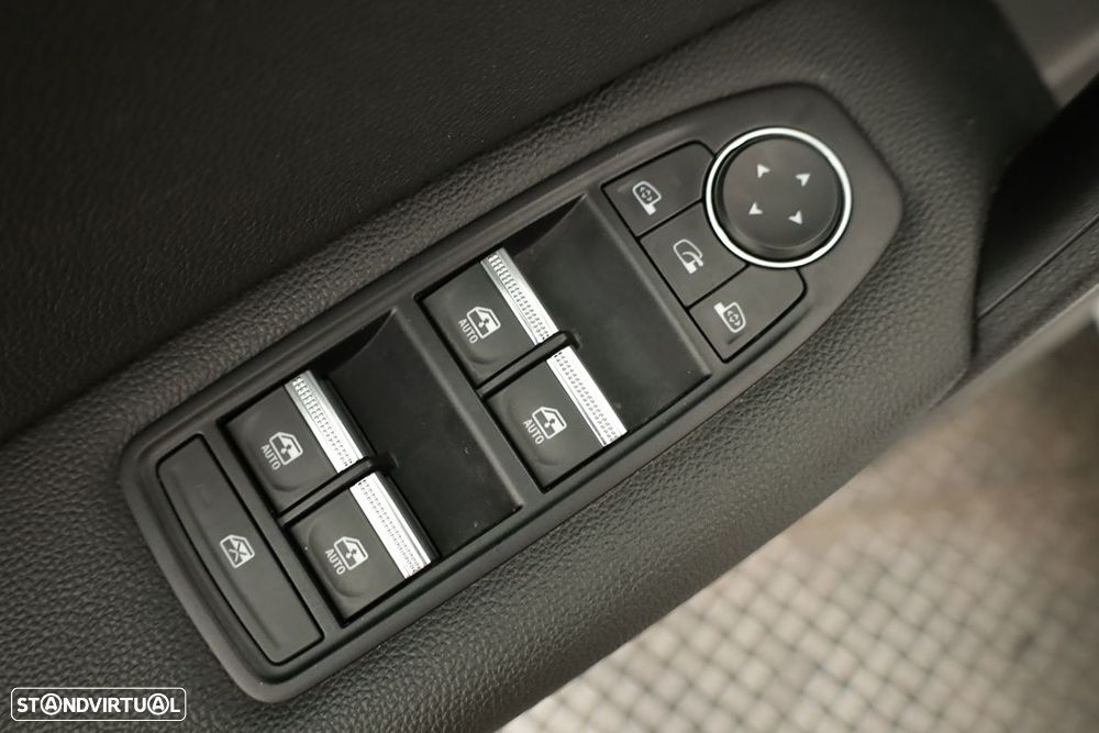 Renault Captur 1.6 E-Tech Plug-In Intens - 21