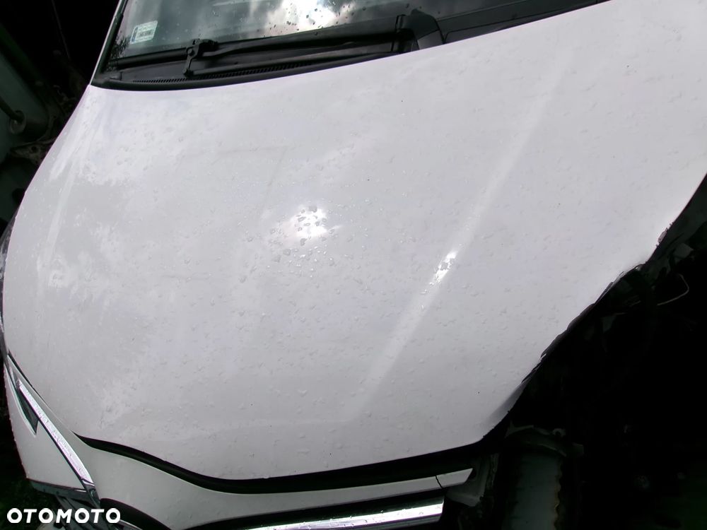 MASKA TOYOTA YARIS III  11-20  040 - 1