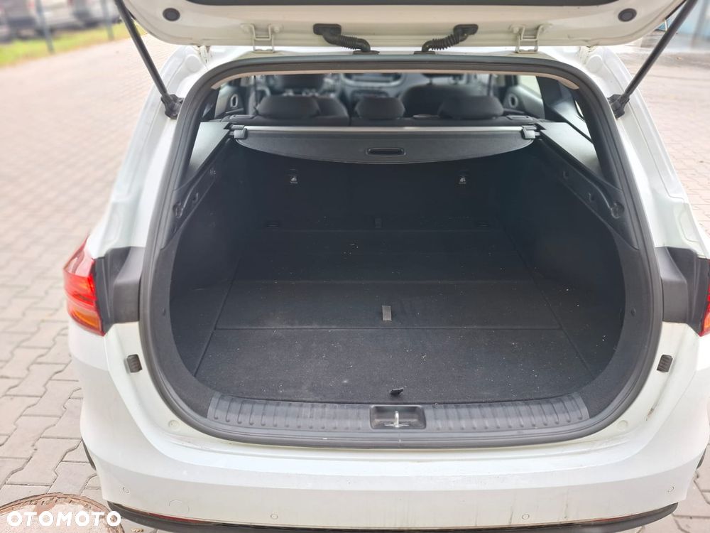 Kia Ceed - 7