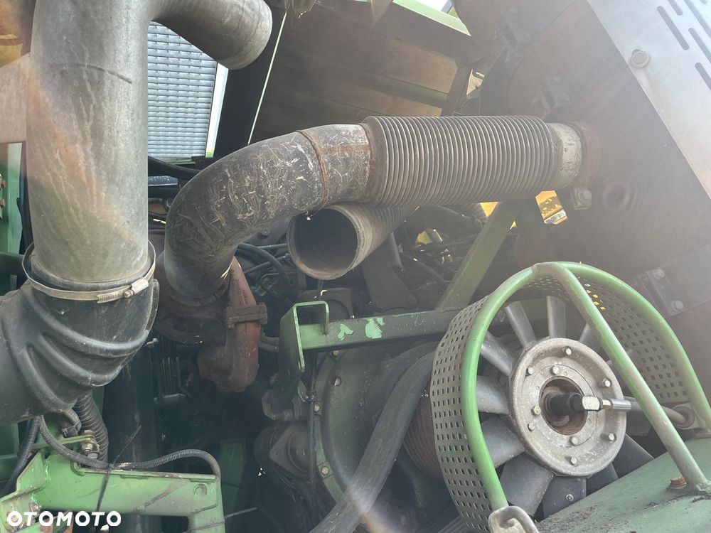Krone Big X V12 - 3