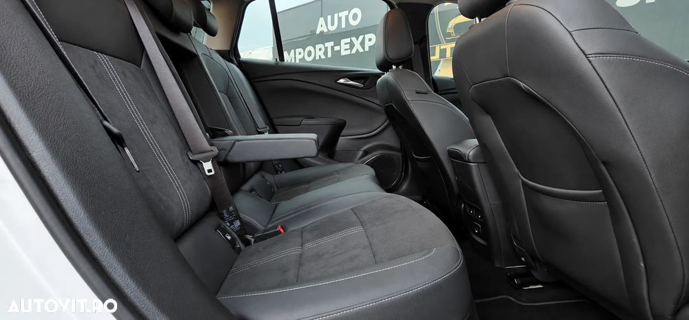 Opel Astra 1.5 D Start/Stop Elegance - 12