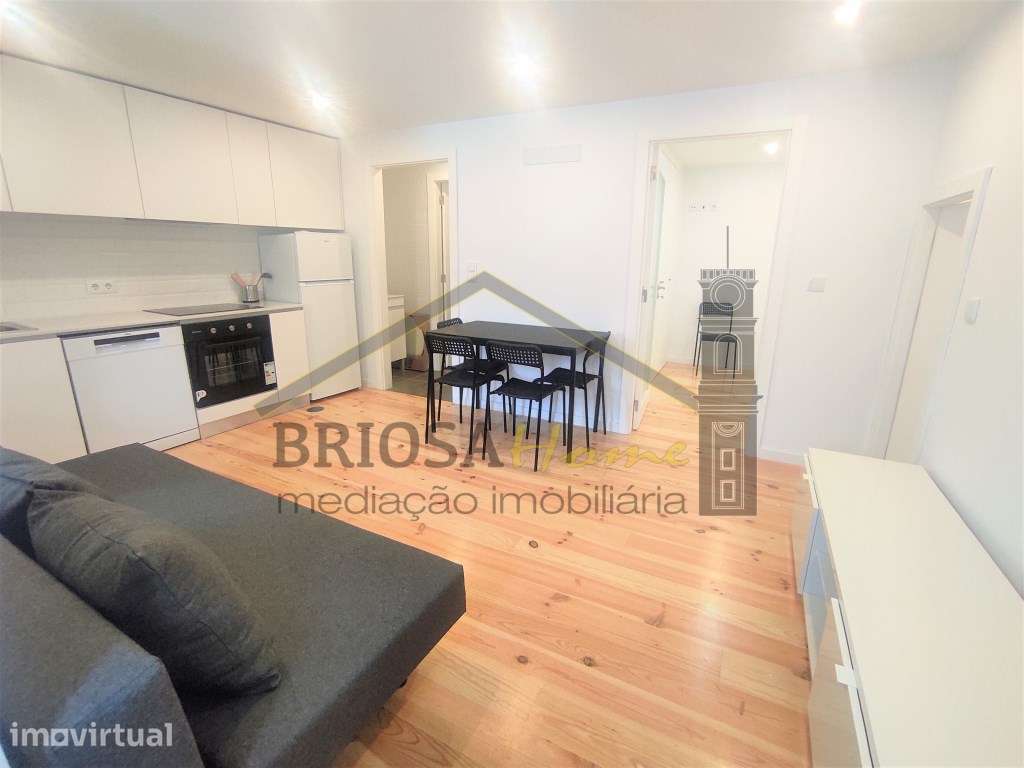 Apartamento T0, para arrendamento, em Coimbra - Grande imagem: 4/15