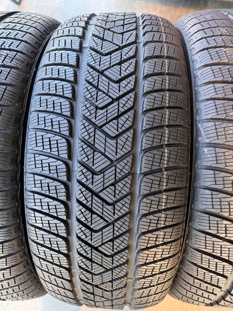 Vând 4 anvelope 265/55/19 Pirelli de iarnă noi - 4