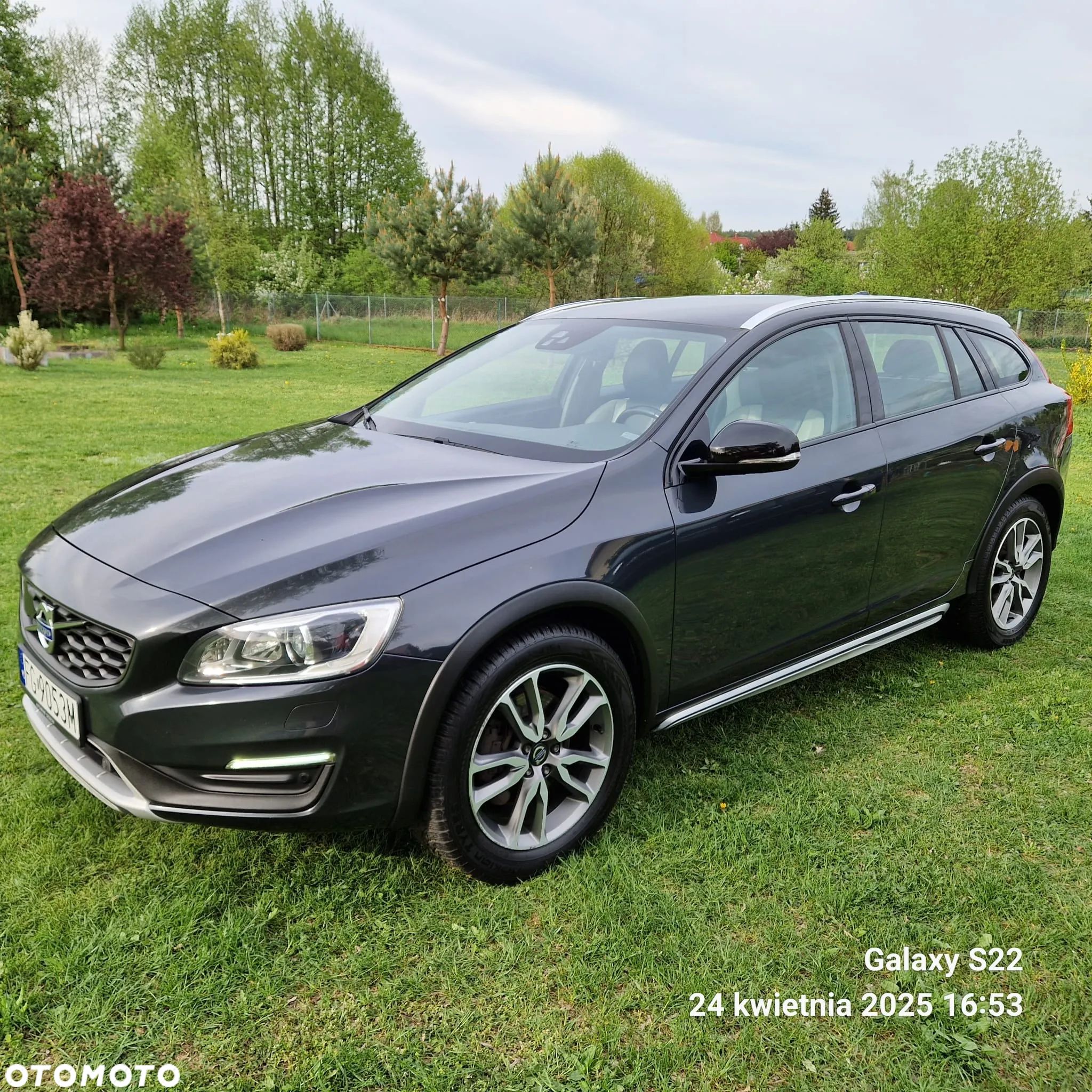 Volvo V60 Cross Country D4 Drive-E Summum - 1