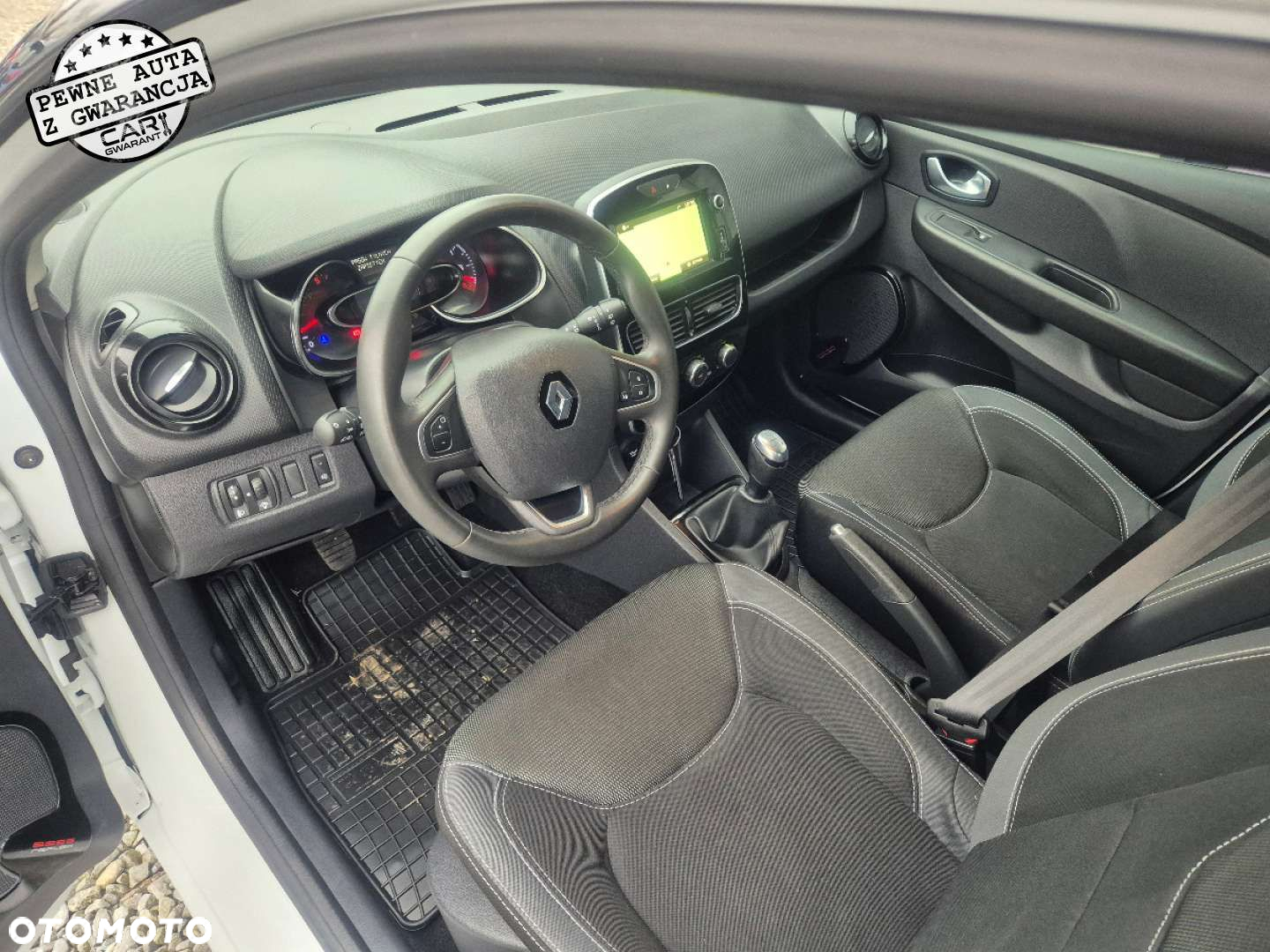 Renault Clio - 11