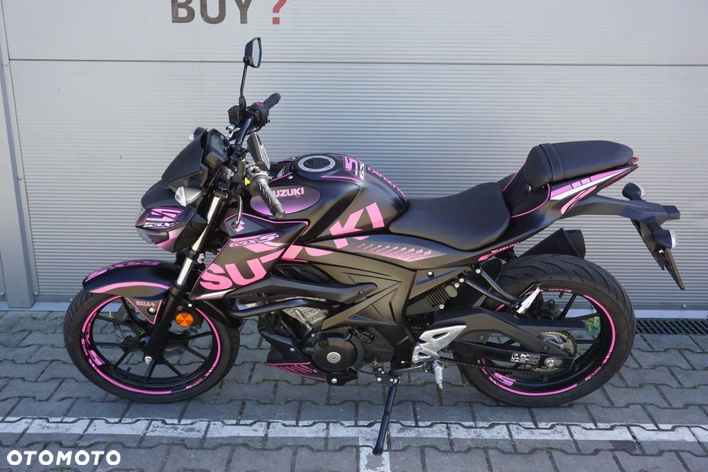 Suzuki GSX - 14
