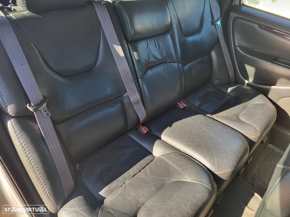 Volvo XC 70 D5 Nivel 2 Auto. - 7