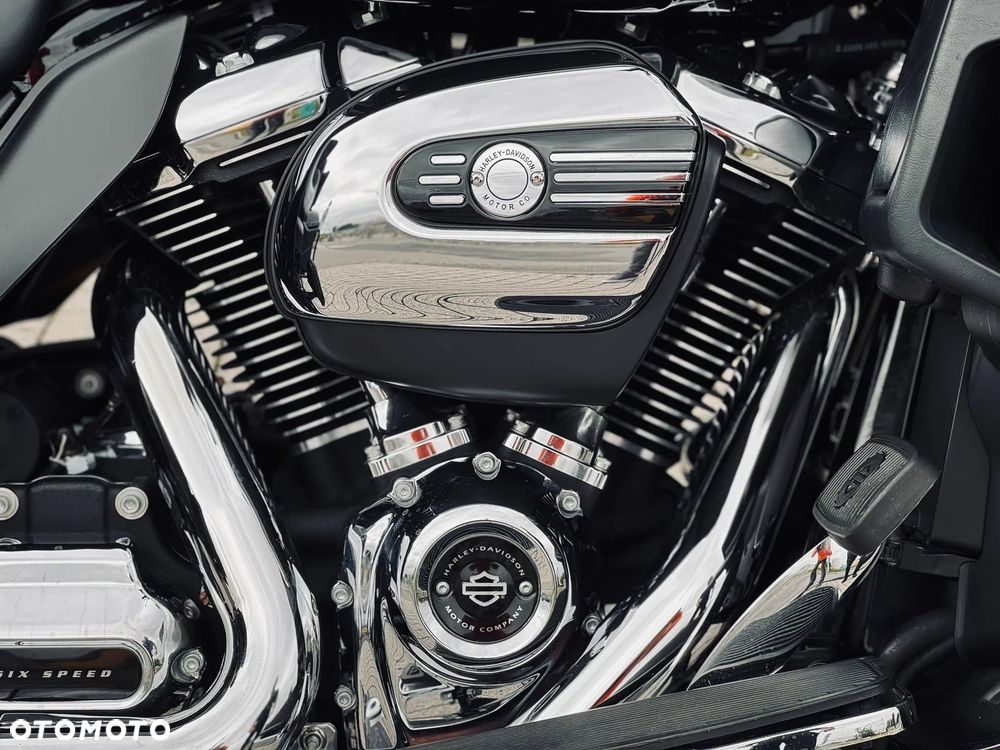 Harley-Davidson Touring Road Glide - 8