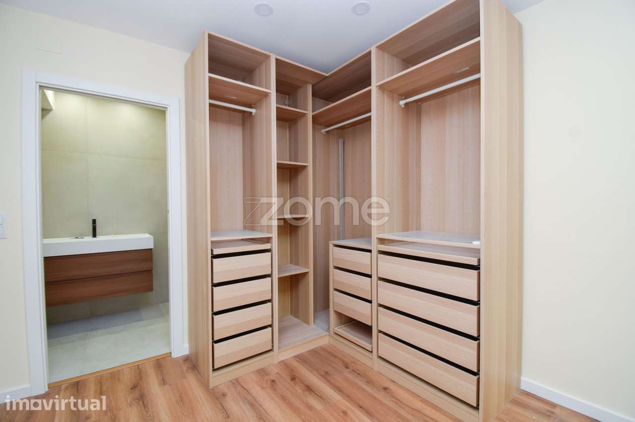 Apartamento T2 totalmente remodelado na Bobadela - Grande imagem: 5/27