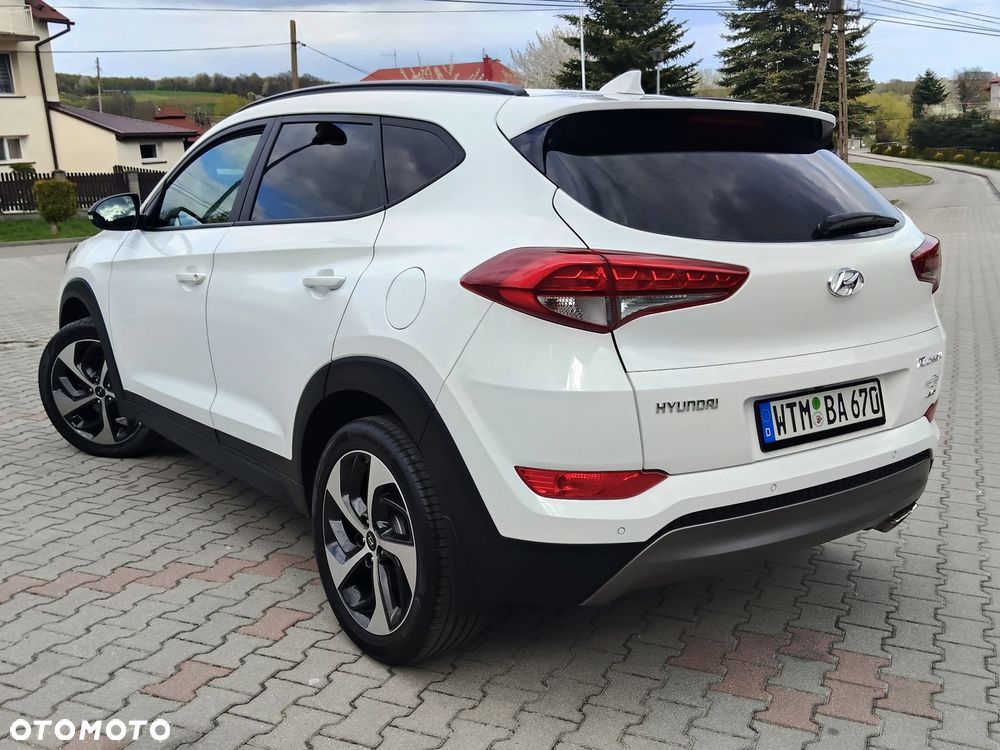 Hyundai Tucson 2.0 CRDi 4WD Passion Plus - 17