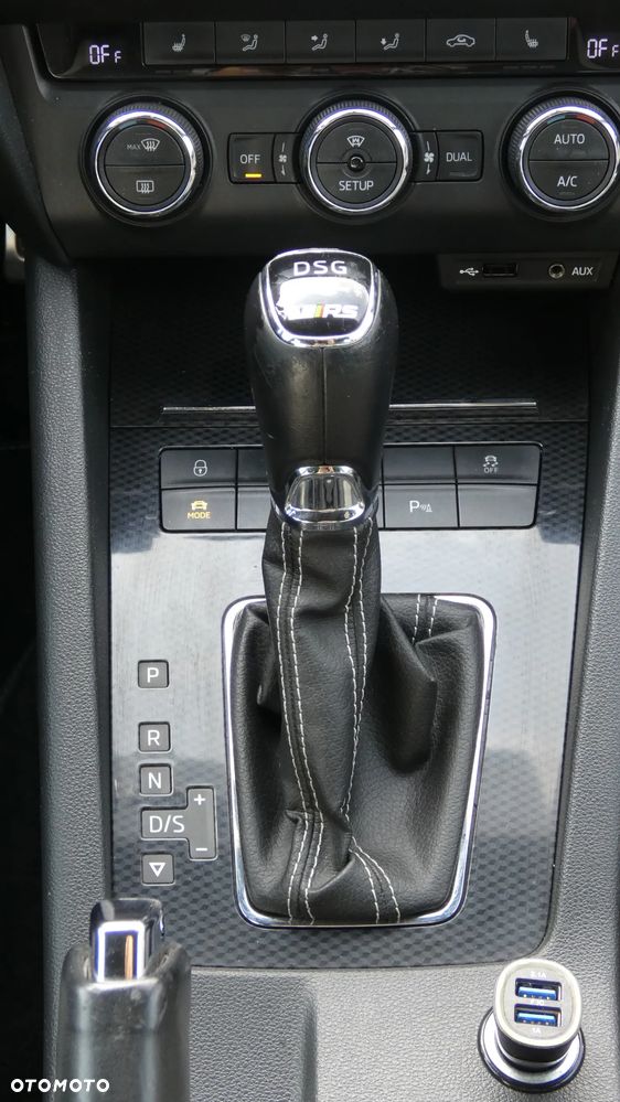 Skoda Octavia 2.0 TSI RS DSG - 12