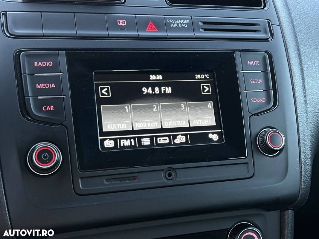 Volkswagen Polo - 11
