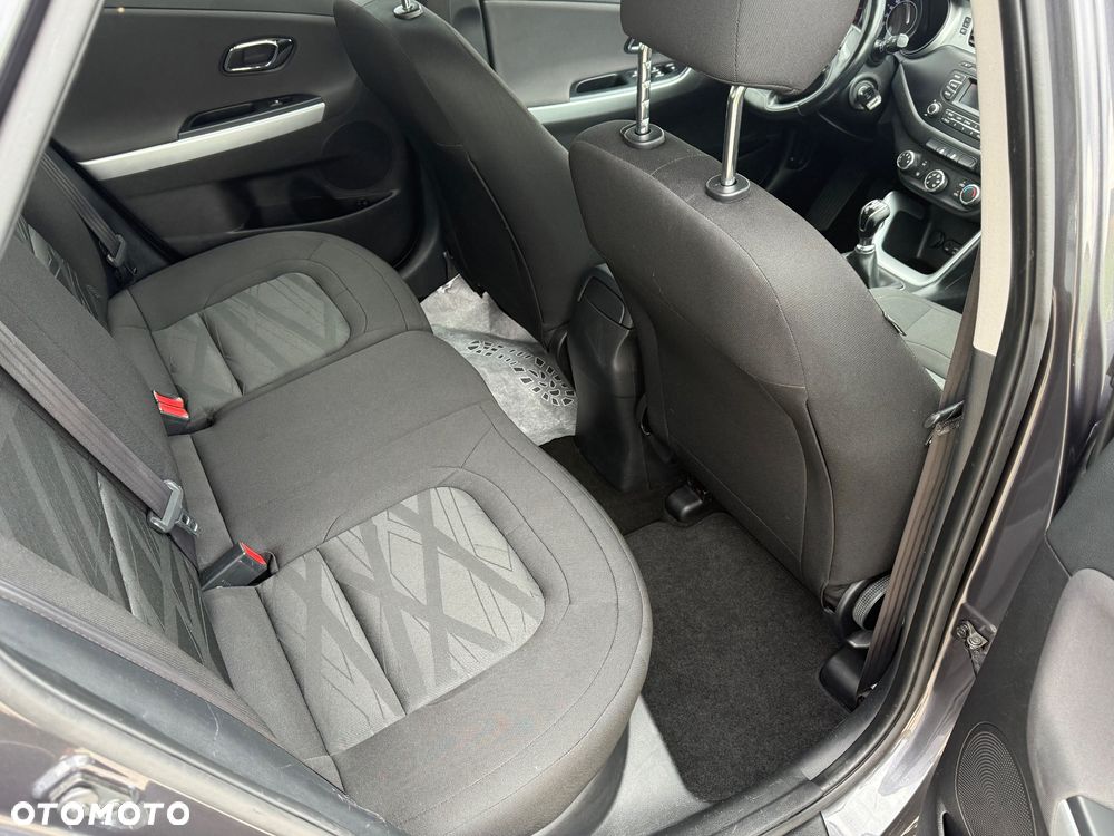 Kia Ceed 1.4 CVVT - 21