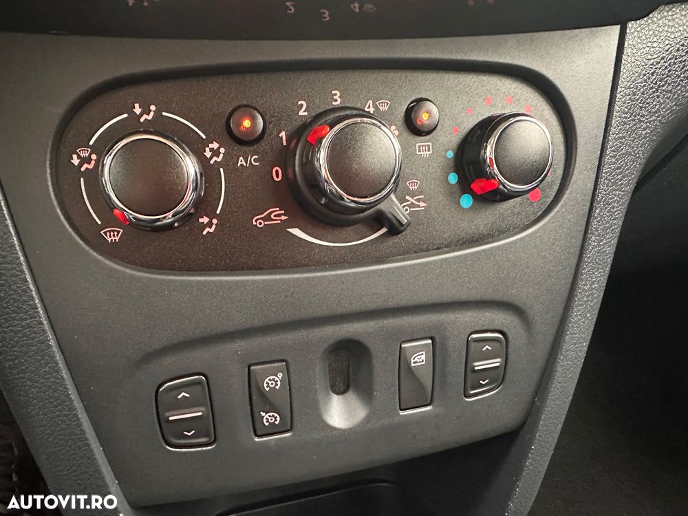 Dacia Sandero Stepway TCe 90 Prestige - 26