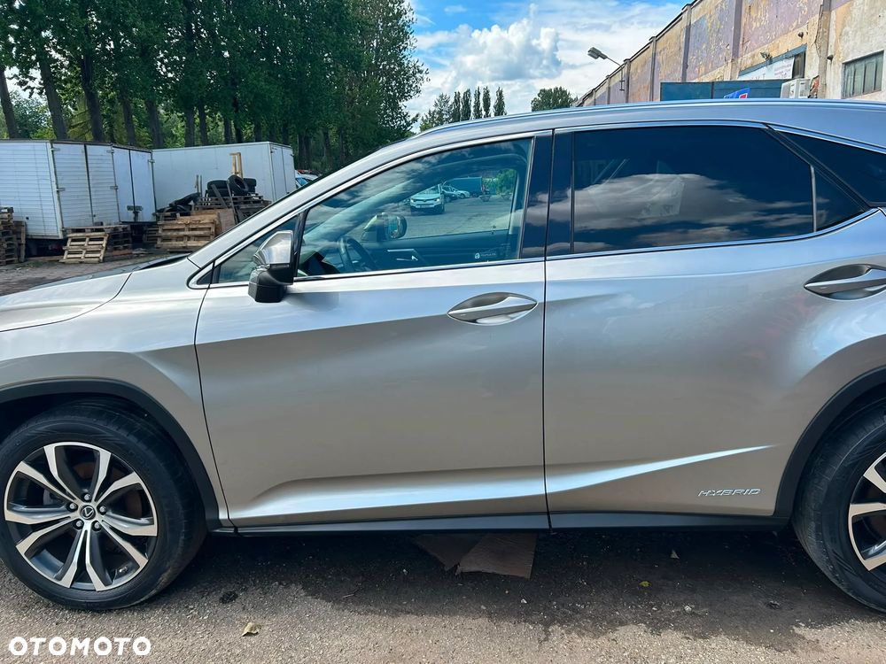 Lexus RX - 16