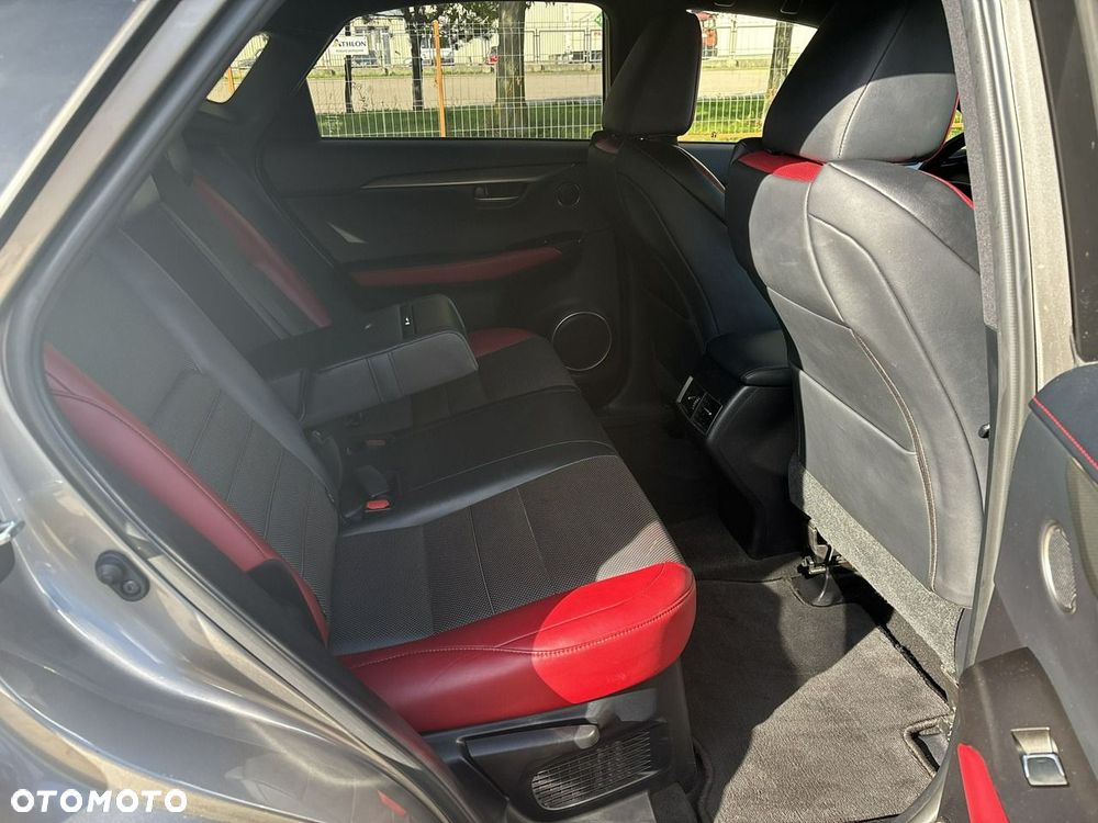 Lexus NX 300h E-FOUR F SPORT - 17