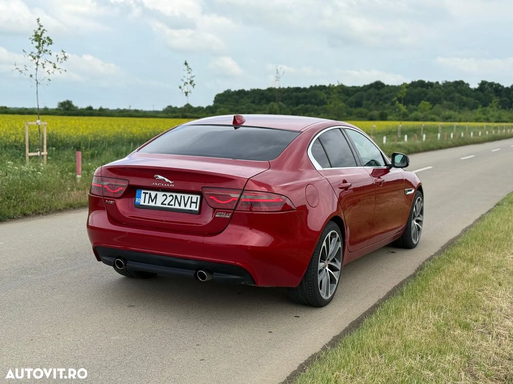 Jaguar XE 25d AWD Aut. Portfolio - 4