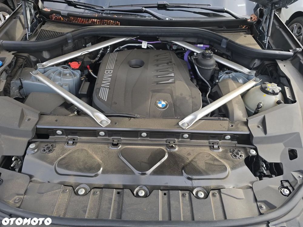 BMW X5 xDrive40i - 13