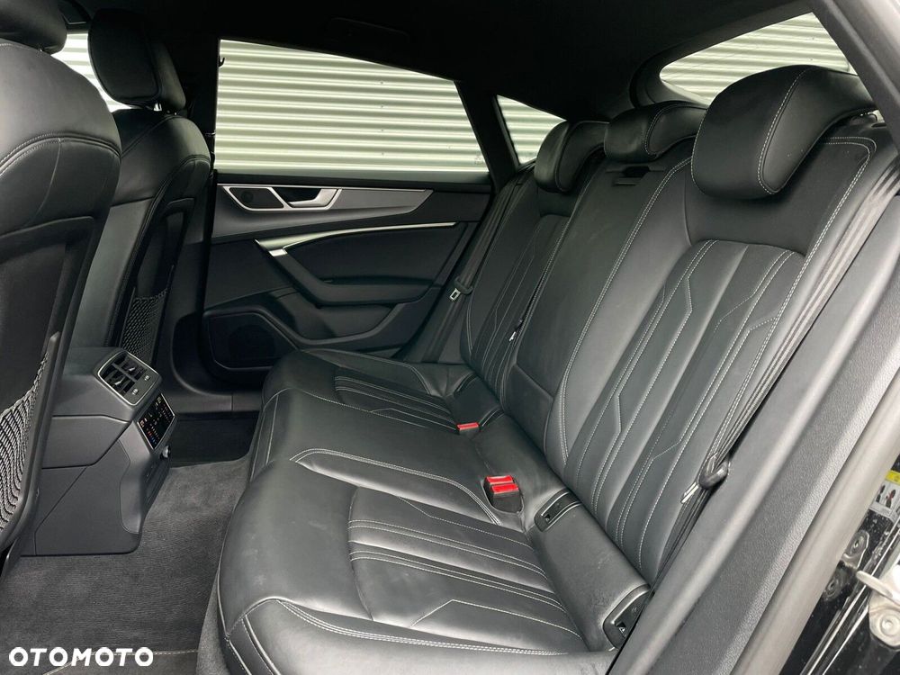 Audi A7 Sportback - 13