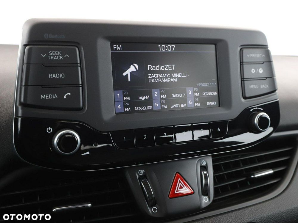 Hyundai i30 1.4 Select - 24