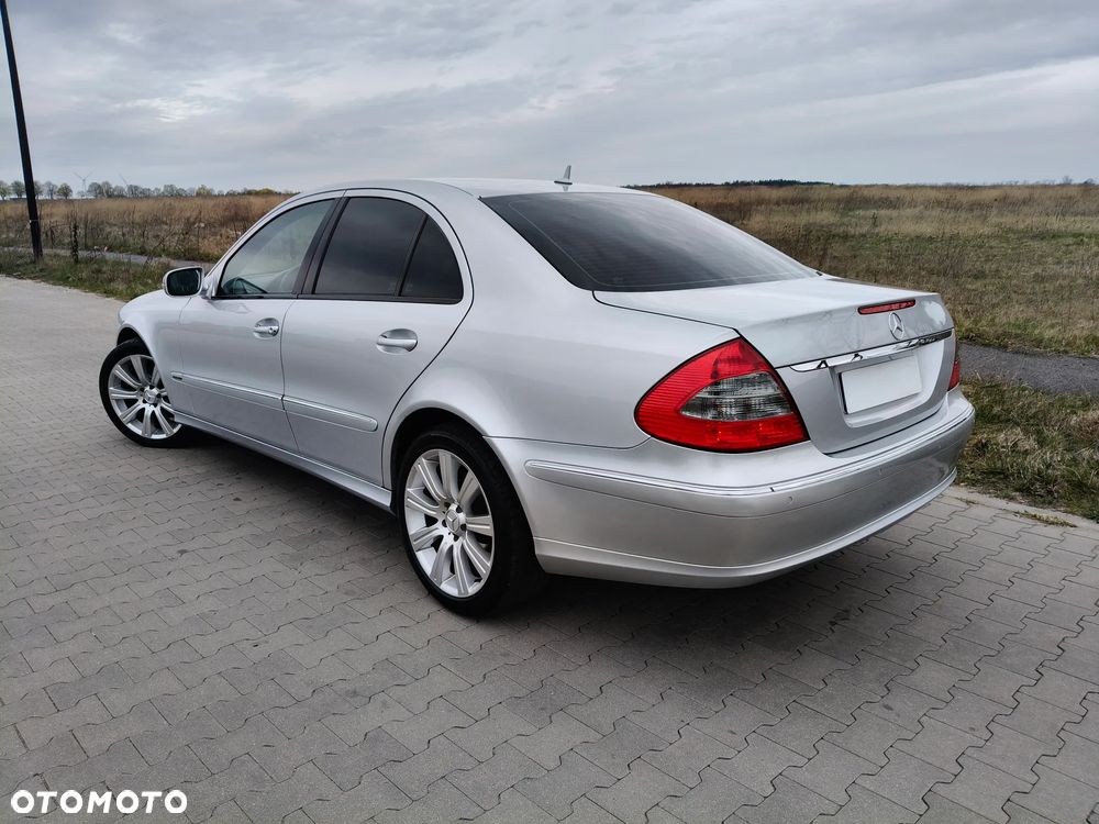 Mercedes-Benz Klasa E 200 Kompressor Elegance - 4