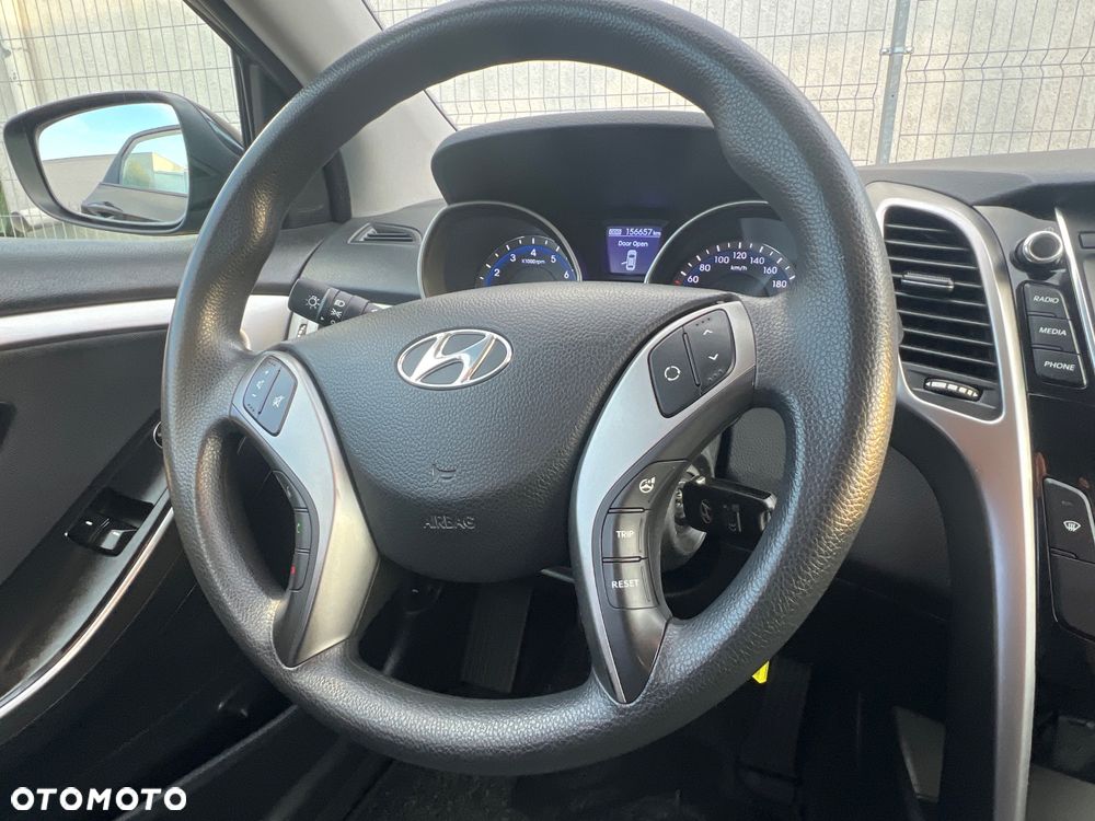 Hyundai i30 - 13