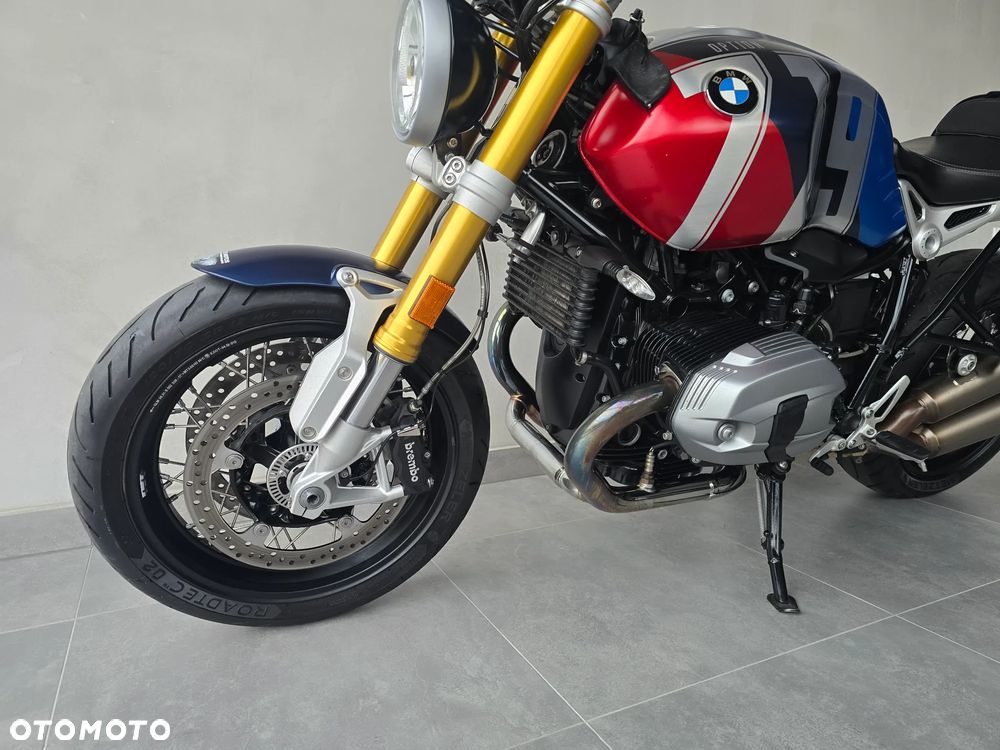 BMW R - 24