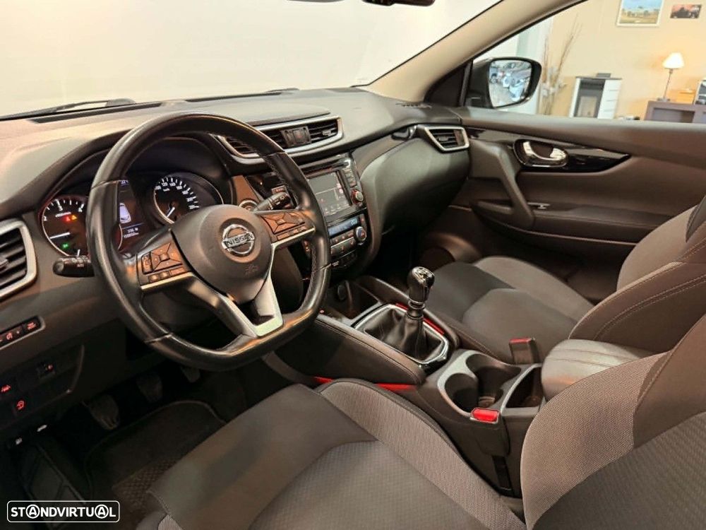 Nissan Qashqai 1.5 dCi N-Connecta - 13
