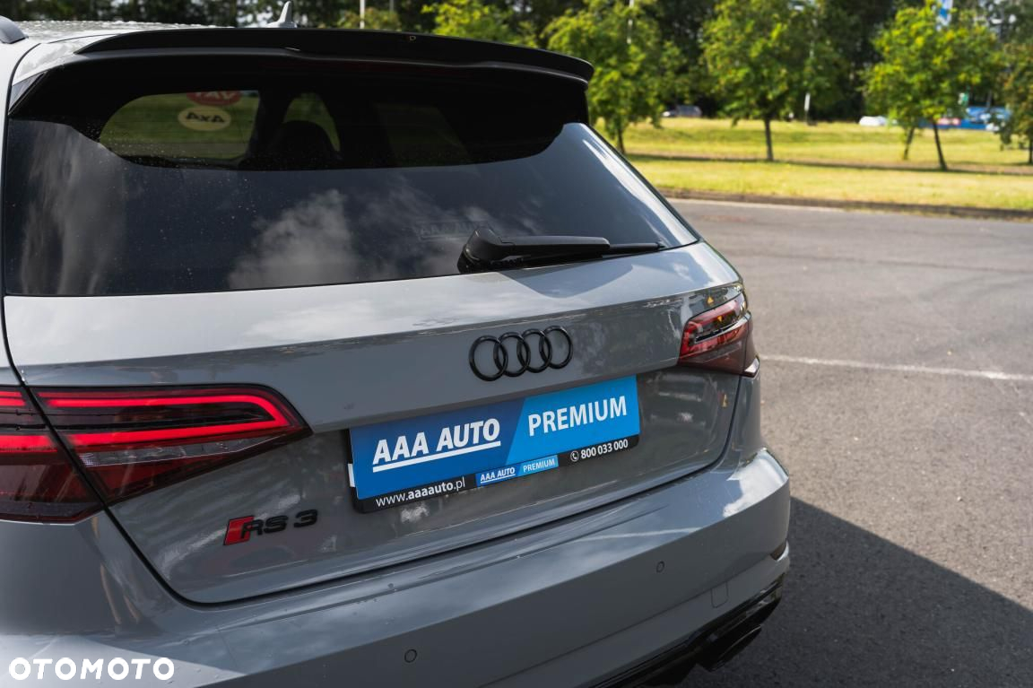 Audi RS3 Sportback - 17