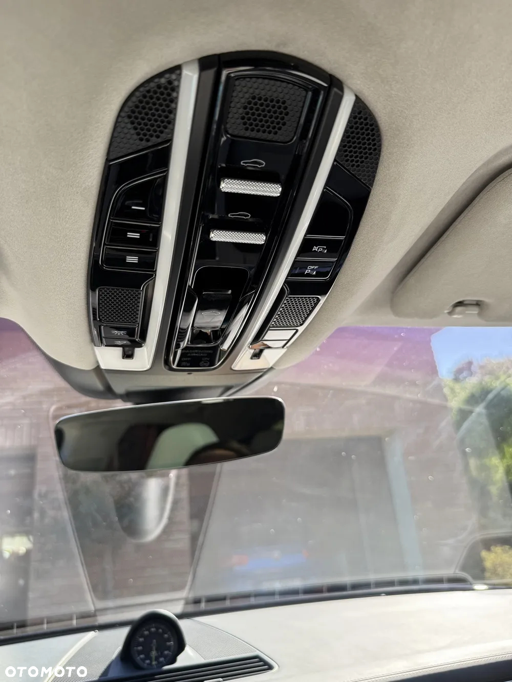 Porsche Panamera - 18