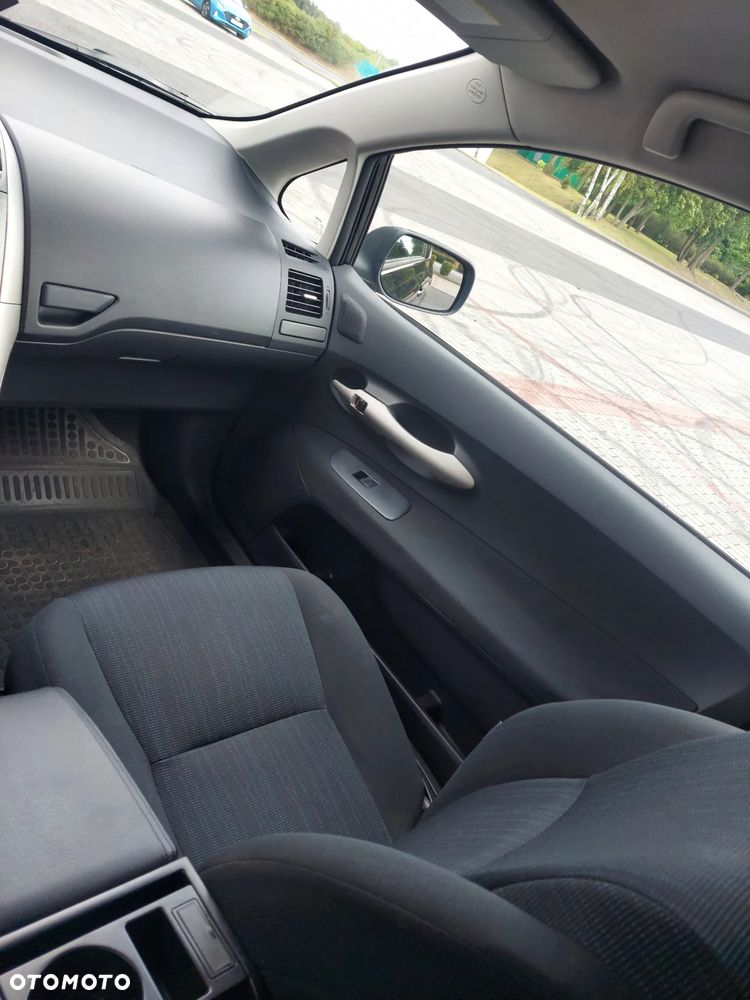 Toyota Auris 1.6 VVT-i Luna - 16