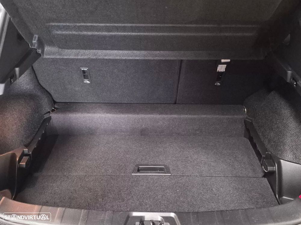 Nissan Qashqai 1.3 DIG-T N-Connecta LED+SKY - 24