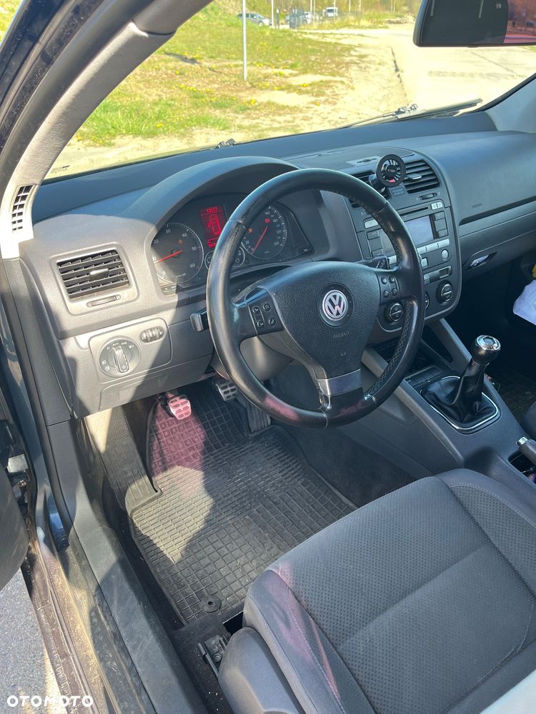 Volkswagen Golf 1.9 TDI Trendline - 5