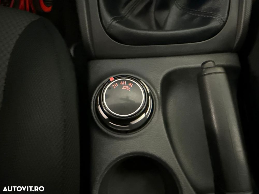 Mitsubishi L200 - 18