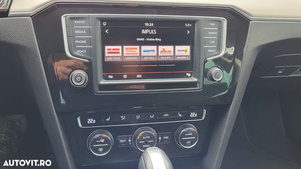 Volkswagen Passat - 10