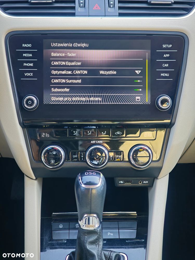 Skoda Octavia 2.0 TDI Elegance DSG - 24
