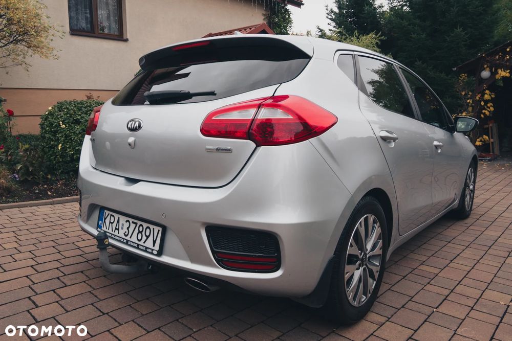 Kia Ceed - 6