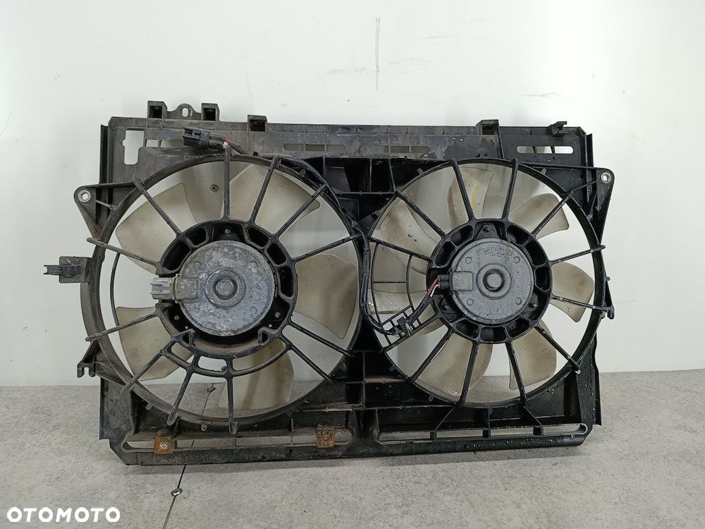 WENTYLATOR CHŁODNICY TOYOTA COROLLA VERSO II 422750-2520 DENSO 2.2 - 5