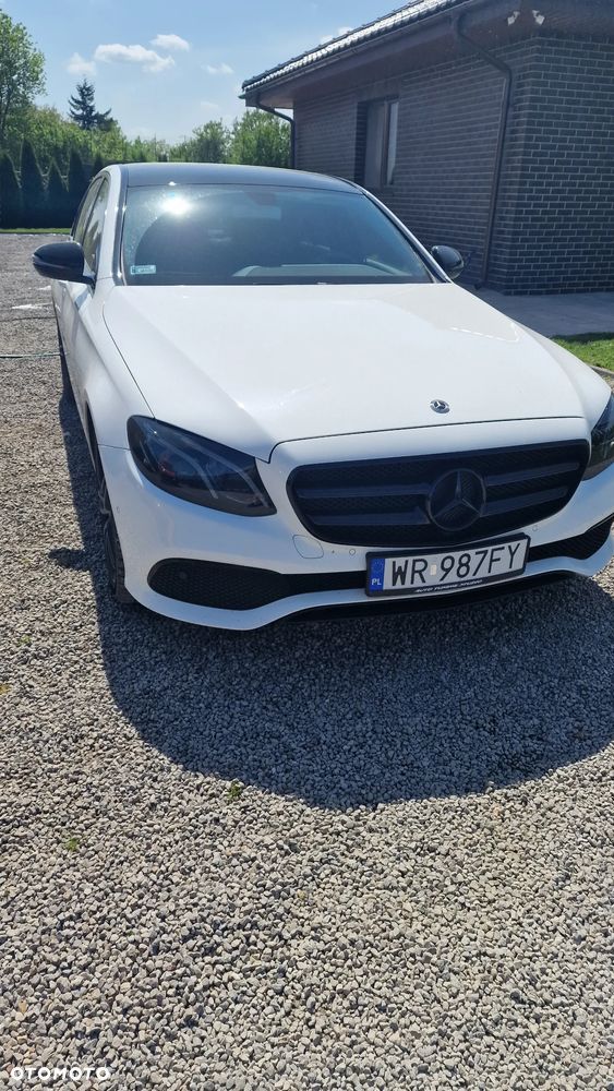 Mercedes-Benz Klasa E - 25