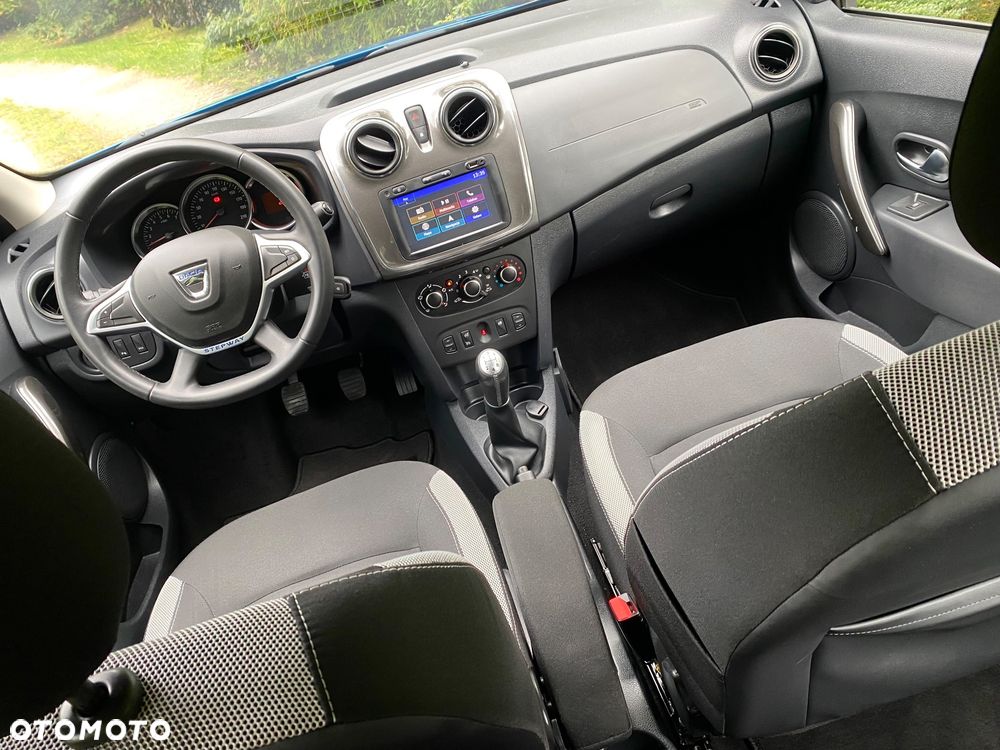 Dacia Sandero Stepway TCe 90 (S&S) Celebration - 27