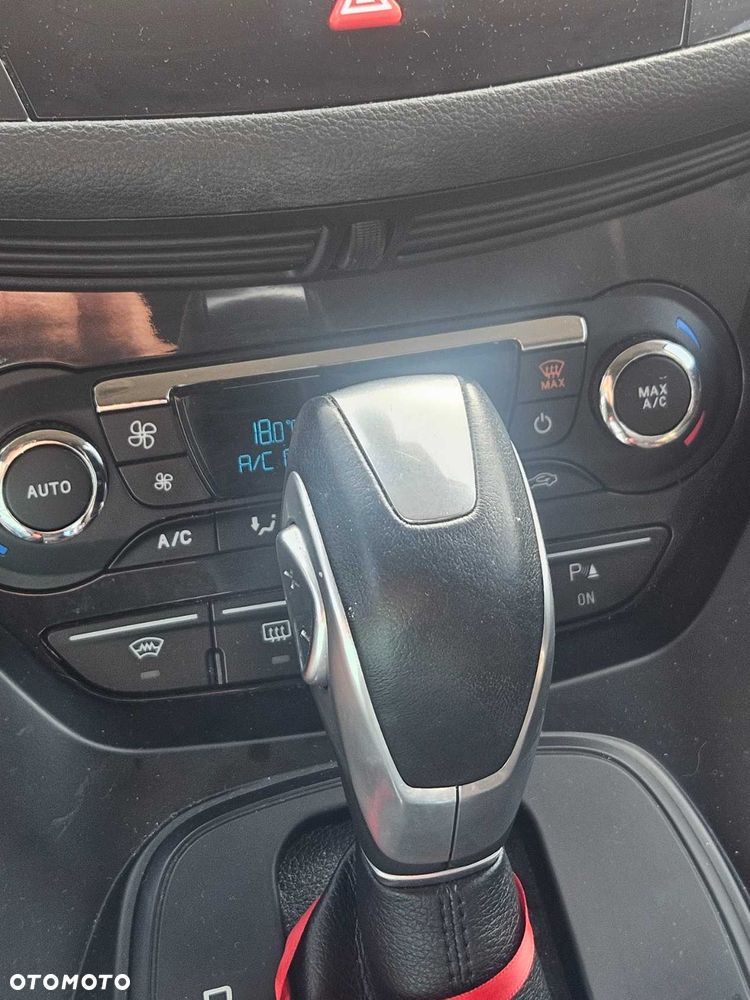 Ford Kuga - 3