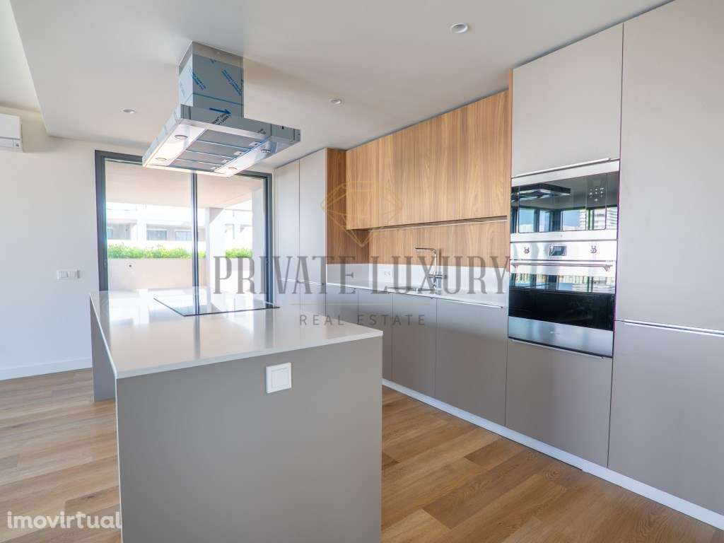 Penthouse T4 com Piscina no Rooftop Partilhado - Grande imagem: 5/37