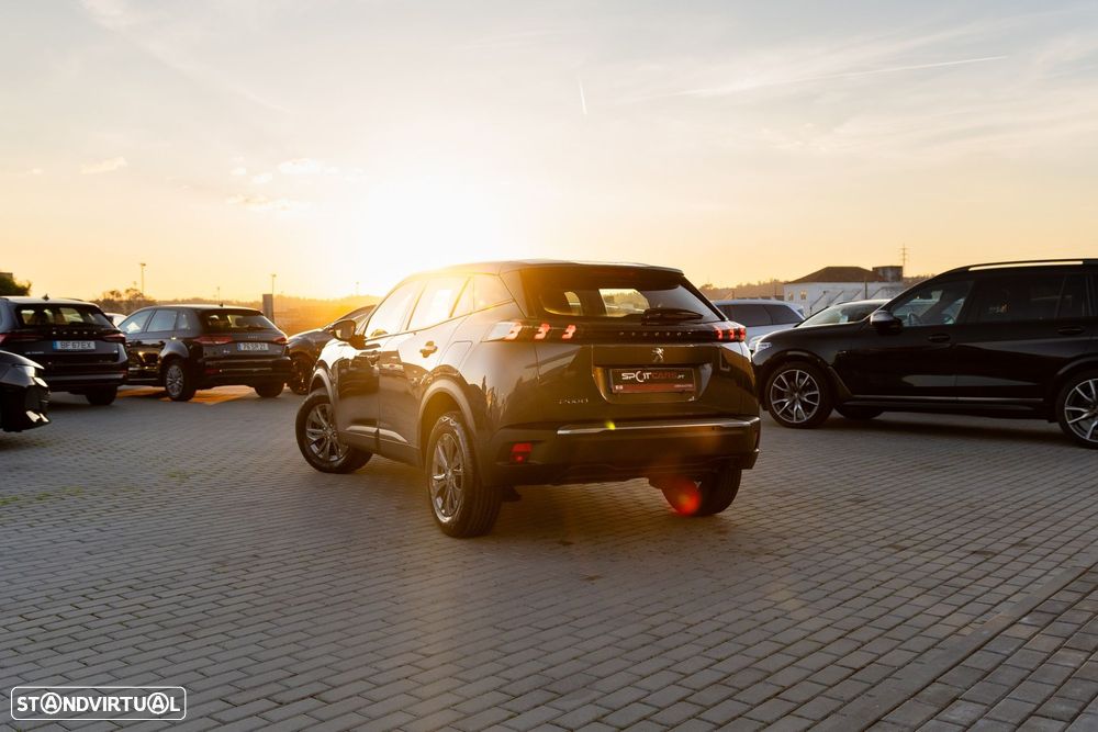 Peugeot 2008 1.2 PureTech Active Pack - 10