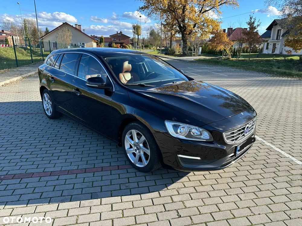 Volvo V60 D2 Momentum - 3