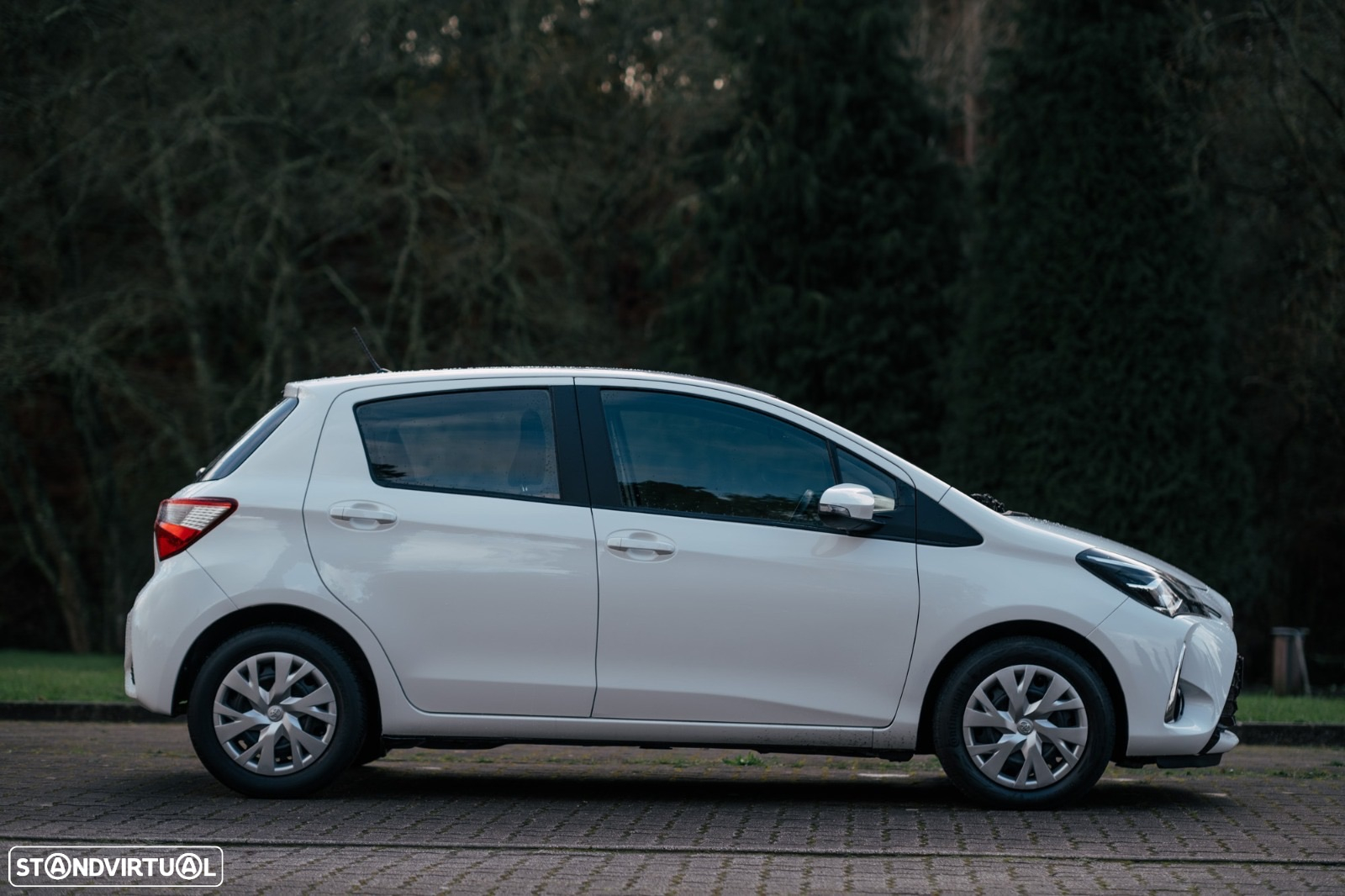 Toyota Yaris 1.5 HSD Comfort - 4