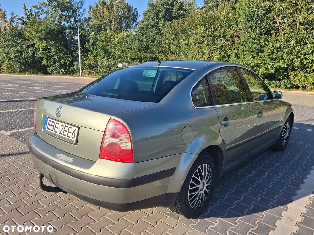 Volkswagen Passat 1.9 TDI - 9
