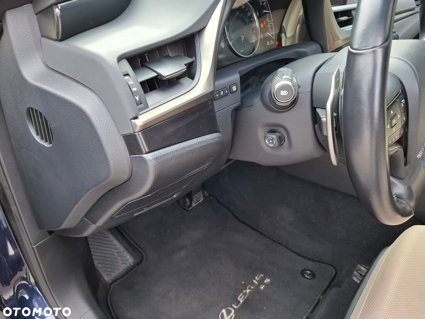 Lexus ES - 11